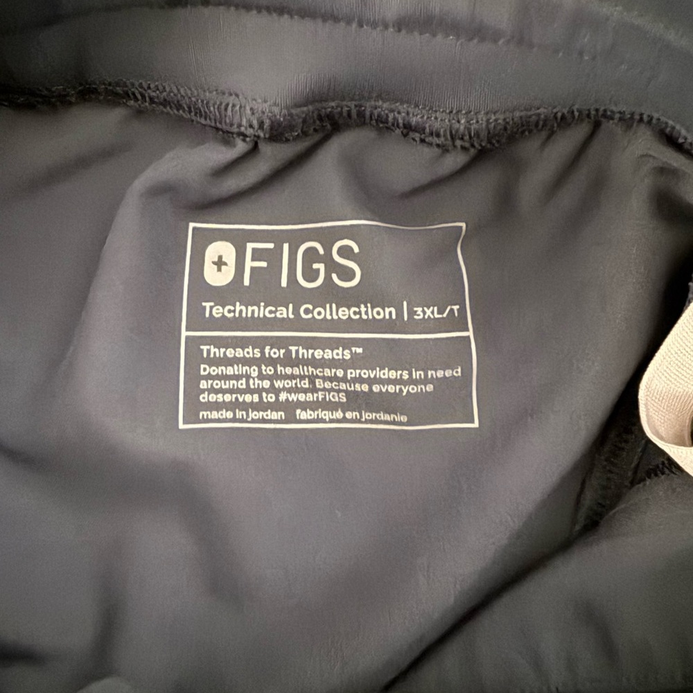 Figs Scrub Set - Picture 3 of 3